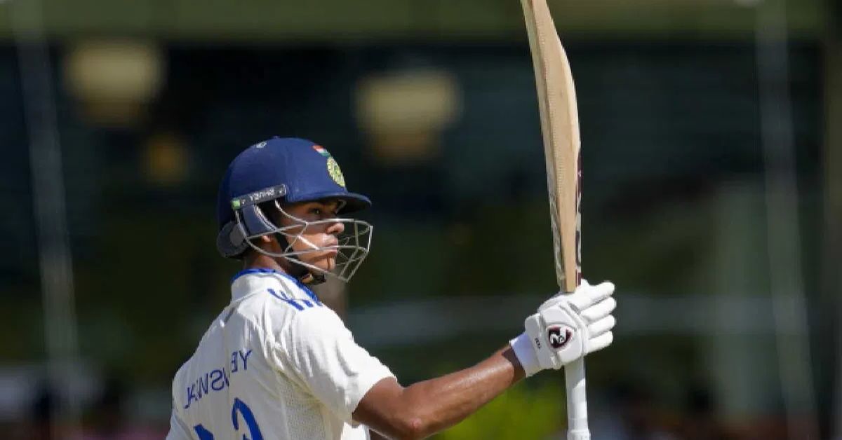 Yashasvi Jaiswal Breaks Sunil Gavaskar's Record